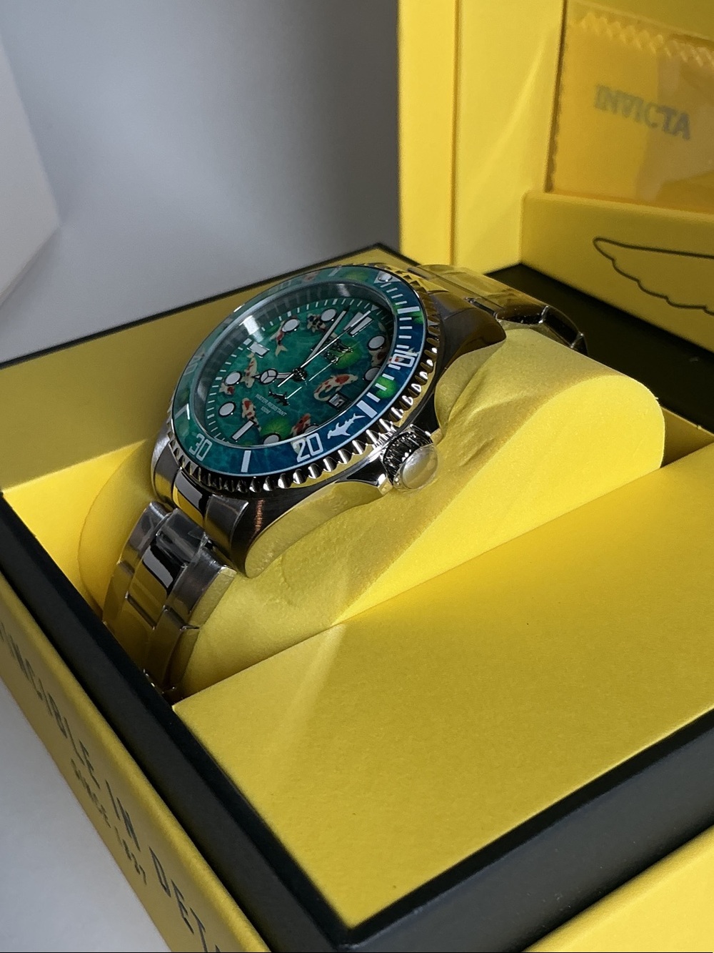 Invicta Men’s Silver Watch with Green Koi Dial-51053 - Picture 5 of 8
